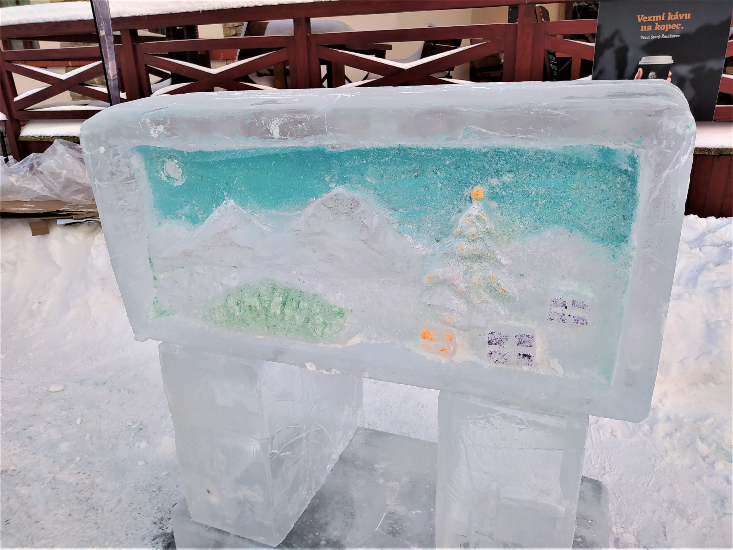 Vysoké Tatry skrášlia ďalšie originálne ľadové sochy