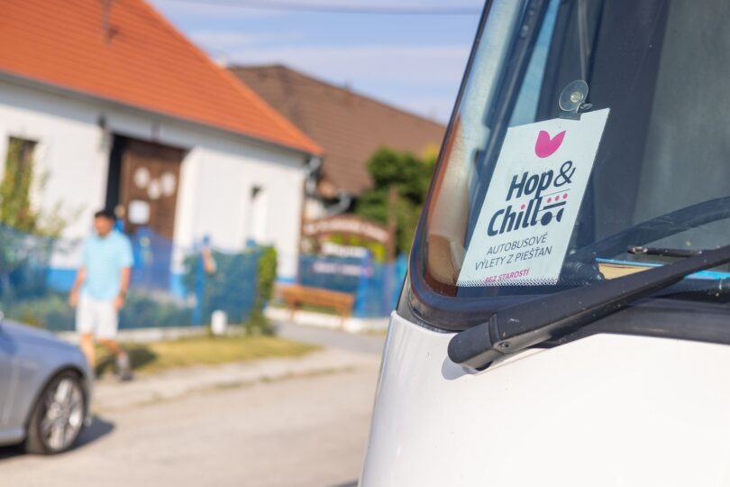 Preskúmajte okolie Piešťan výletným autobusom HOP&CHILL
