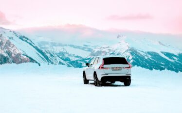 Prečo sa oplatí kupovať auto v zime? 7 dôvodov, ktoré vás prekvapia