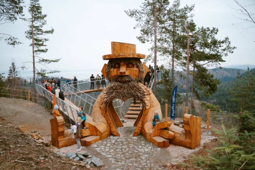 Obri v raji - zážitkový lom