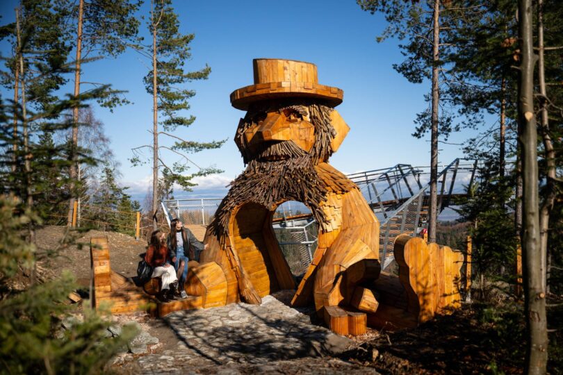 Obri v raji - zážitkový lom