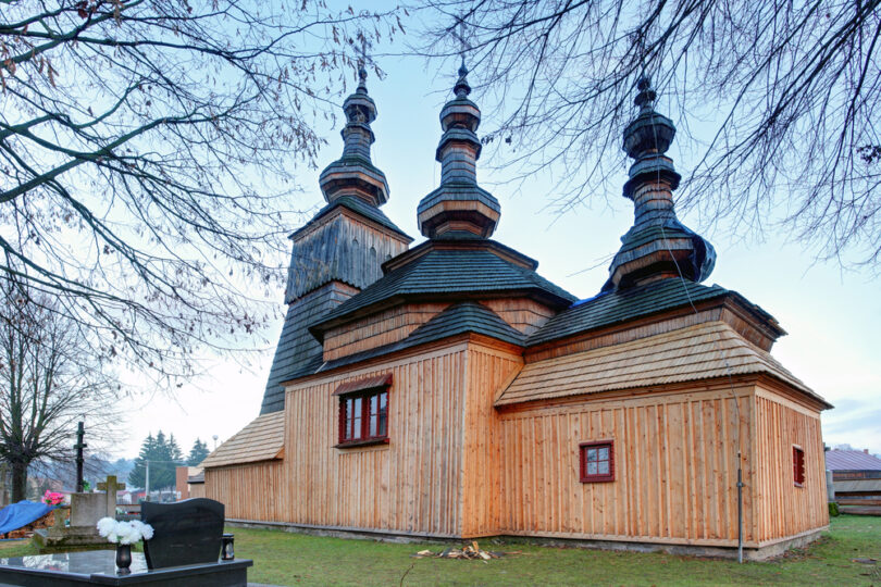 Chrám v Ladomirovej: Slovenský unikát, ktorý postavili bez jediného klinca