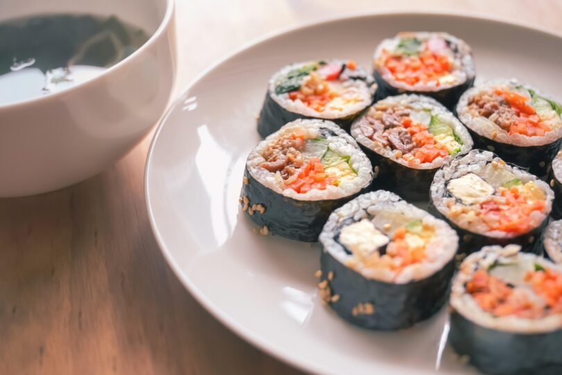 Ako sa sushi z Japonska dostalo na slovenské taniere