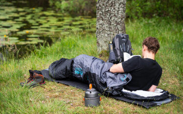 Ako vybrať turistické vybavenie? Sprievodca výberom batohu, spacáku, termosky a palíc na turistiku